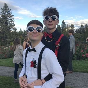 Meet your Posher, Ian